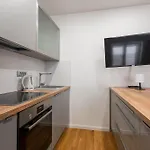 M&m Apartment *