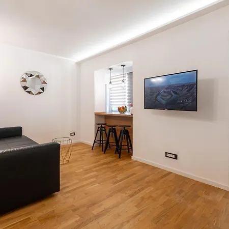 M&m Макарска